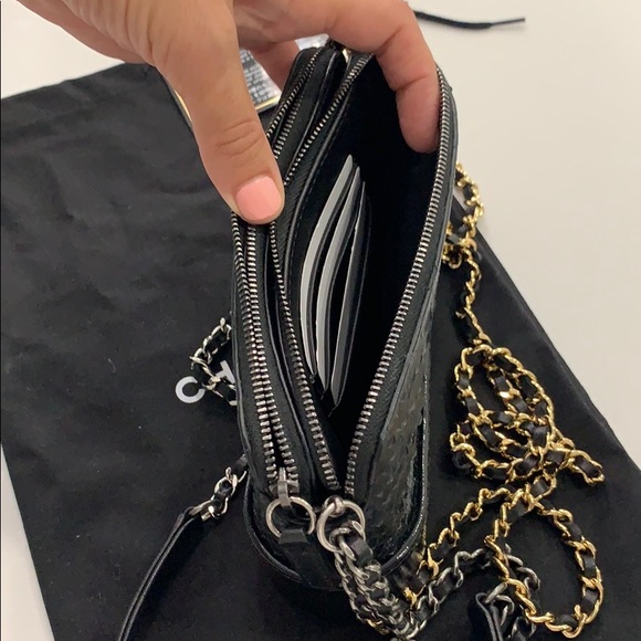 Chanel Gabriel bag black - Picture 3 of 11